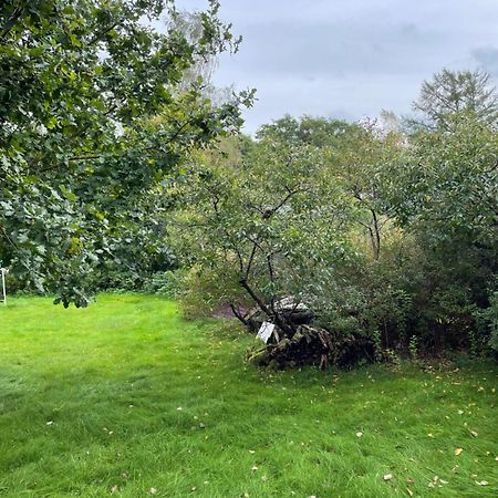 Lantlig Villa I Ljungbyhed Buitenkant foto